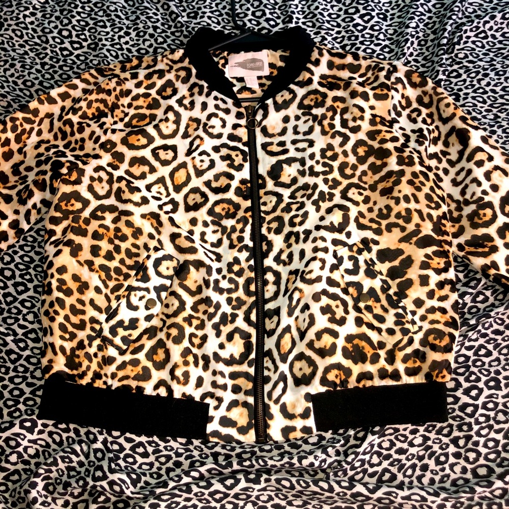 COPY - Leopard Print Zip Up Jacket